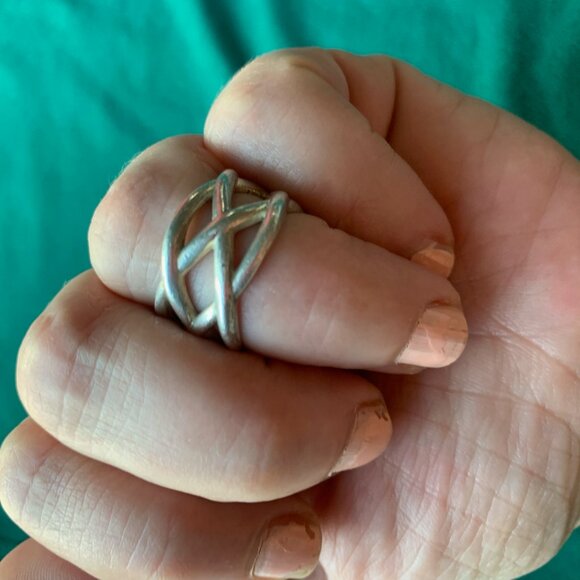 Tiffany & Vo. Vintage Crisscross  Ring. - Picture 7 of 9